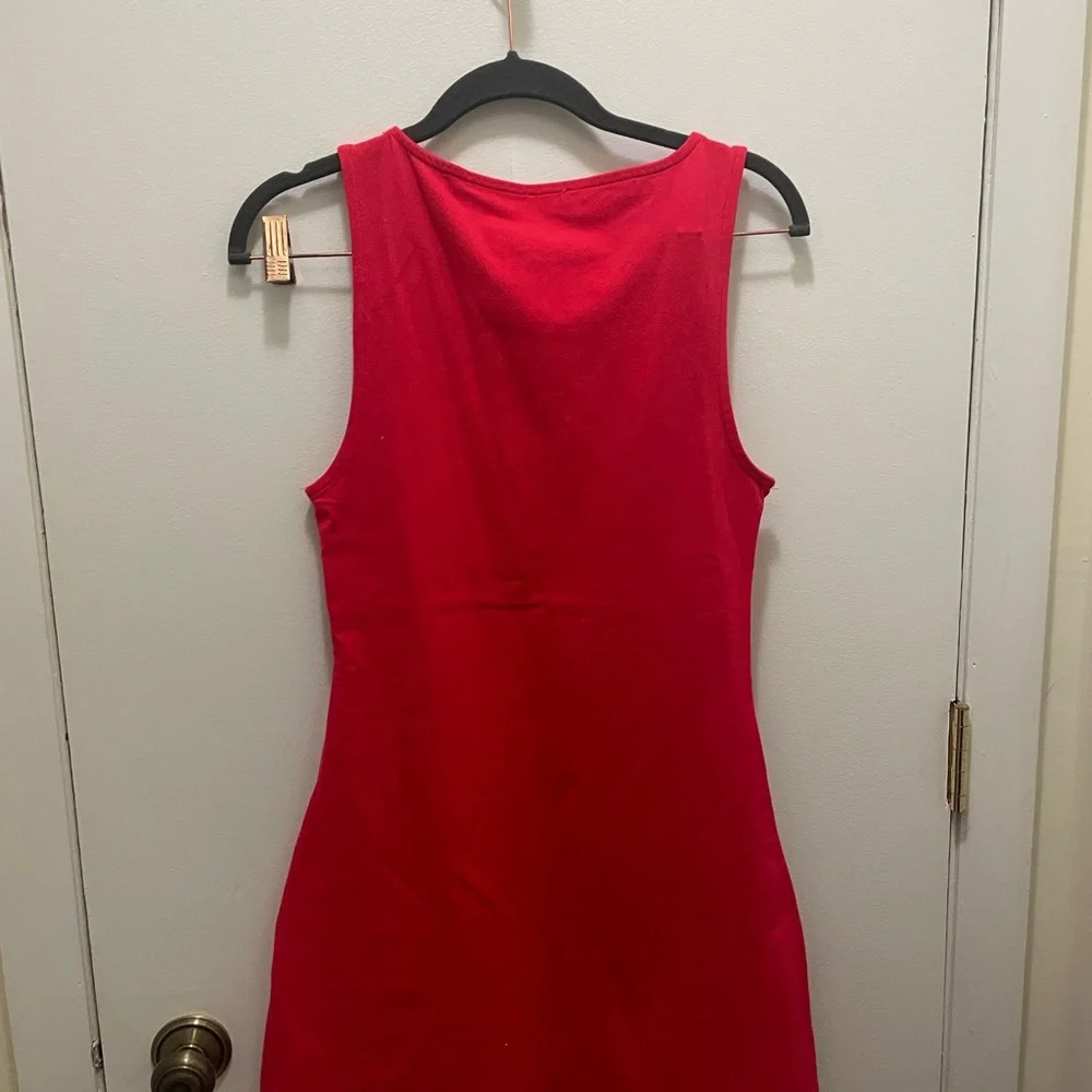 Cotton On Bold Red Top - Picture 2 of 4